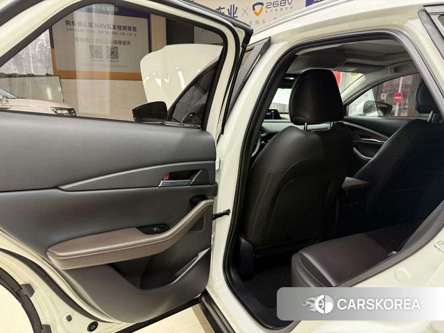 Mazda CX-30 id 4273626 из Китая 17