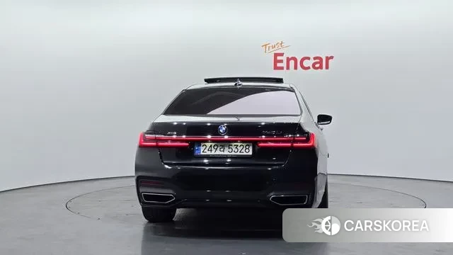 BMW 7 Series (G11) id 3788289 из Кореи 14