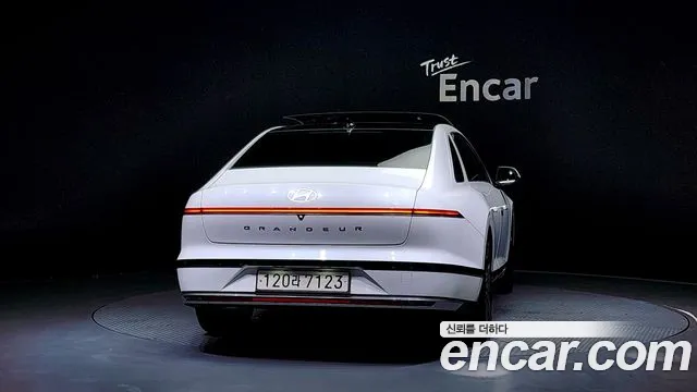 Hyundai Grandeur (GN7) id 2738150 из Кореи 14