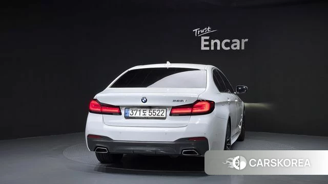 BMW 5 Series (G30) id 4377065 из Кореи 14