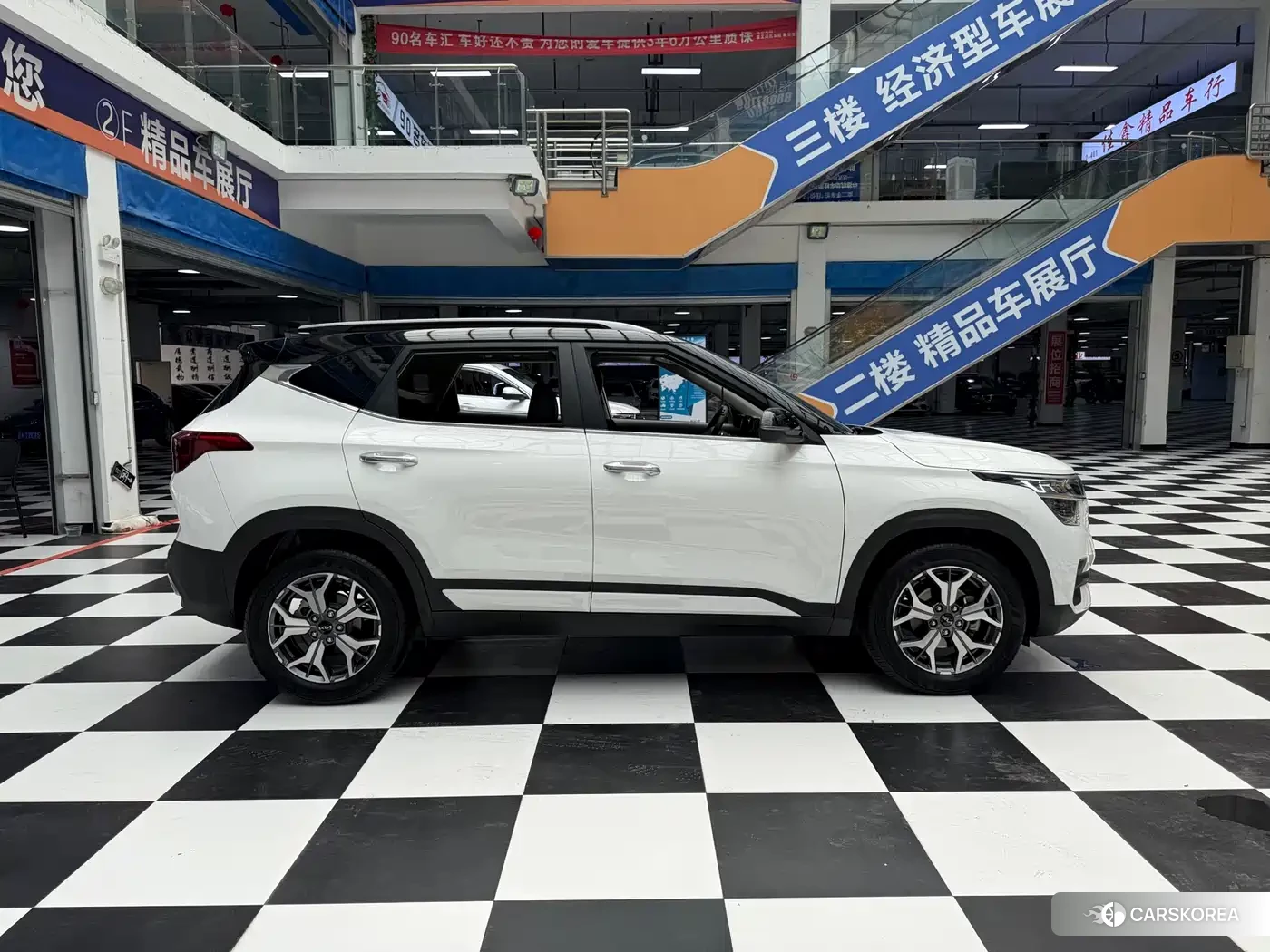 Kia KX3 proud run id 4546194 из Китая 15