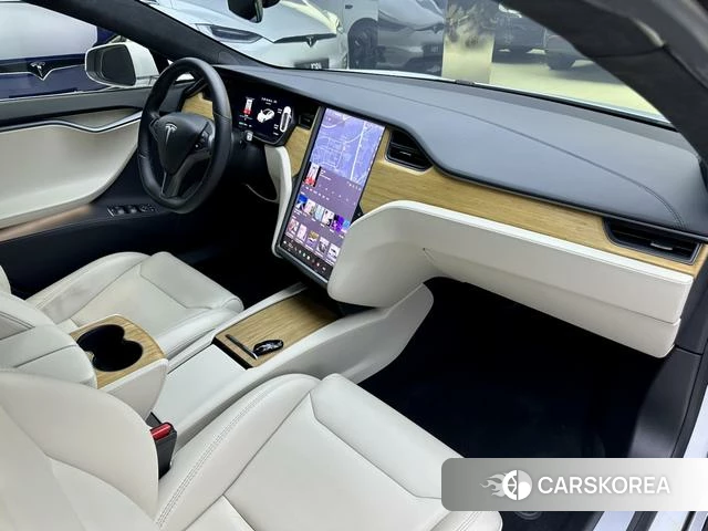 Tesla Model S id 4227907 из Китая 11