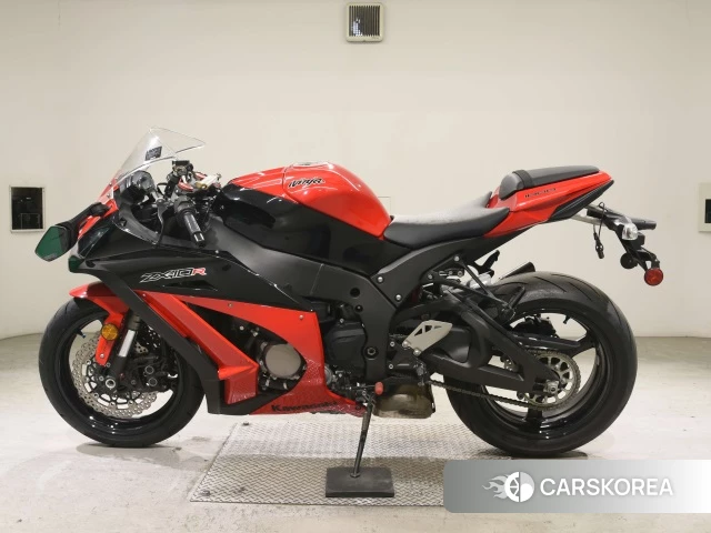 Проданный Kawasaki ZX-10R NINJA ABS 2013 из Японии, фото 2