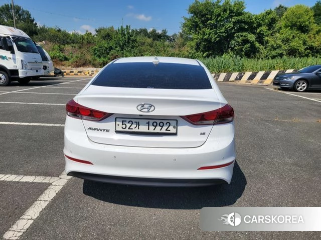 Hyundai Avante AD id 4672773 из Кореи 13
