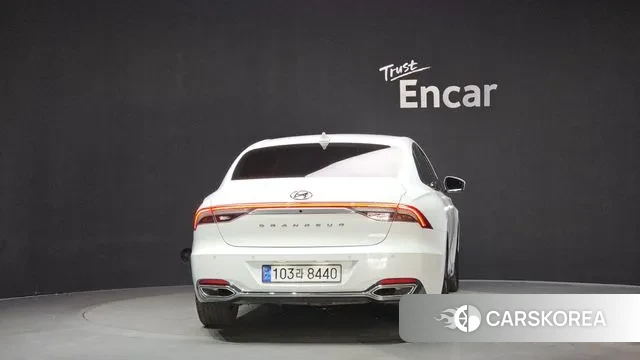 Hyundai The New Grandeur IG Hybrid id 3696869 из Кореи 14