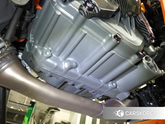 Engine photo
