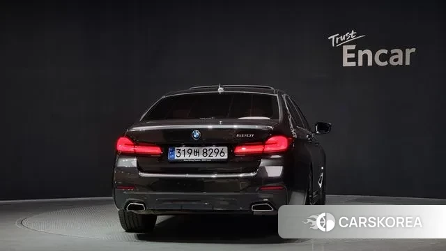 BMW 5 Series (G30) id 3342074 из Кореи 14