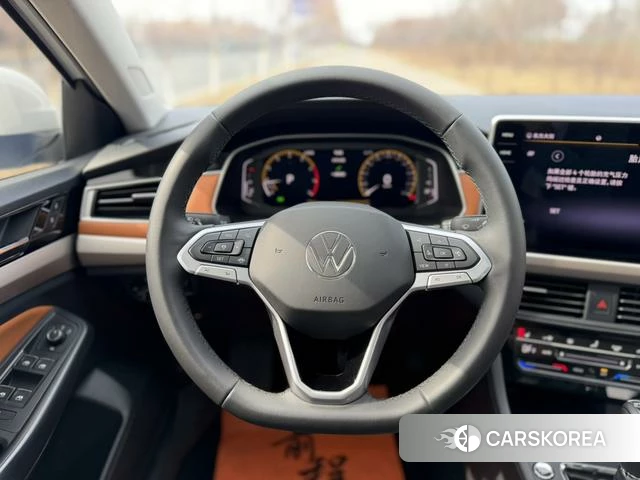 Volkswagen Bora id 4263190 из Китая 16