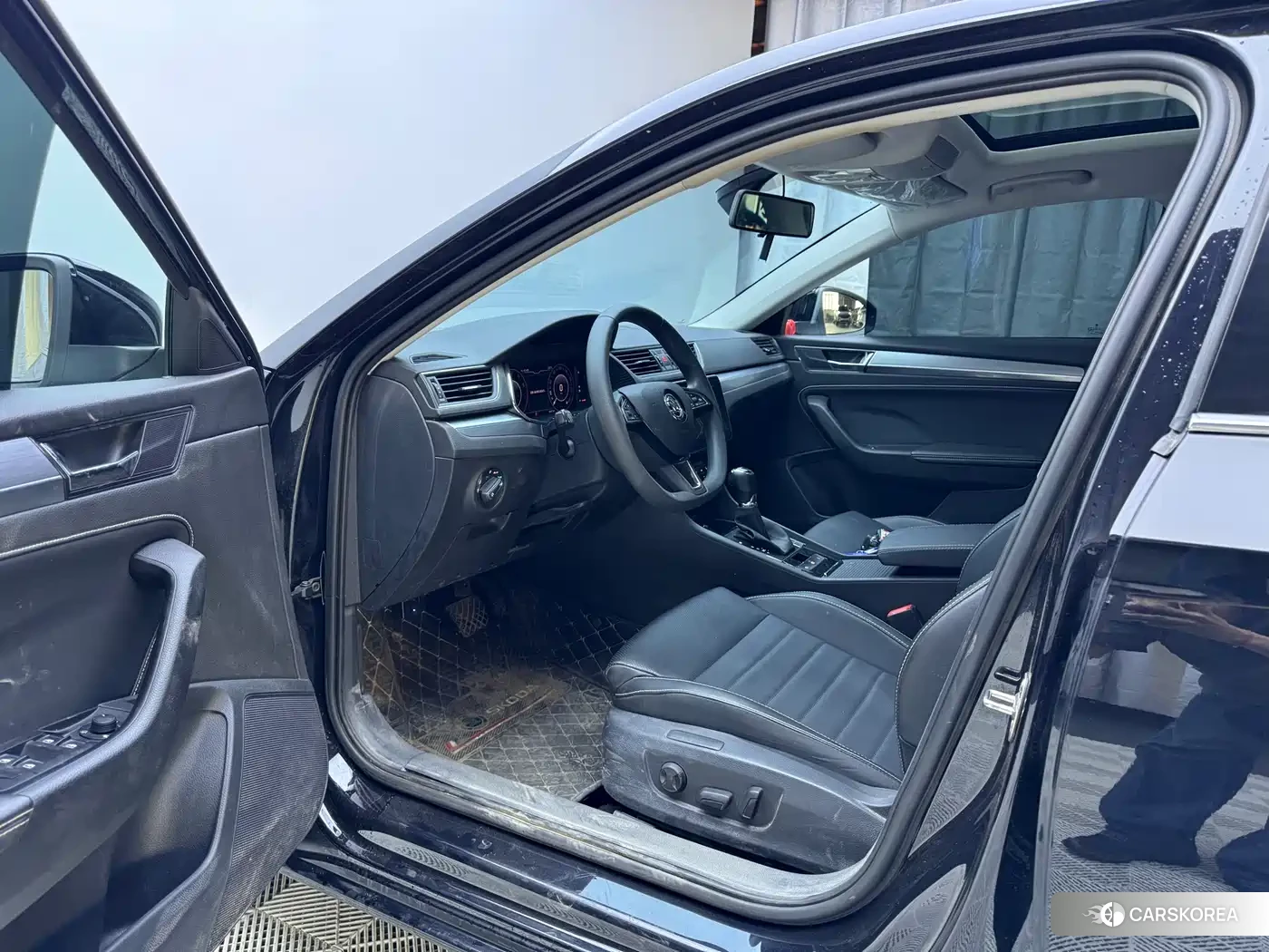 Skoda Superb 2023 Черный из Китая, фото 6