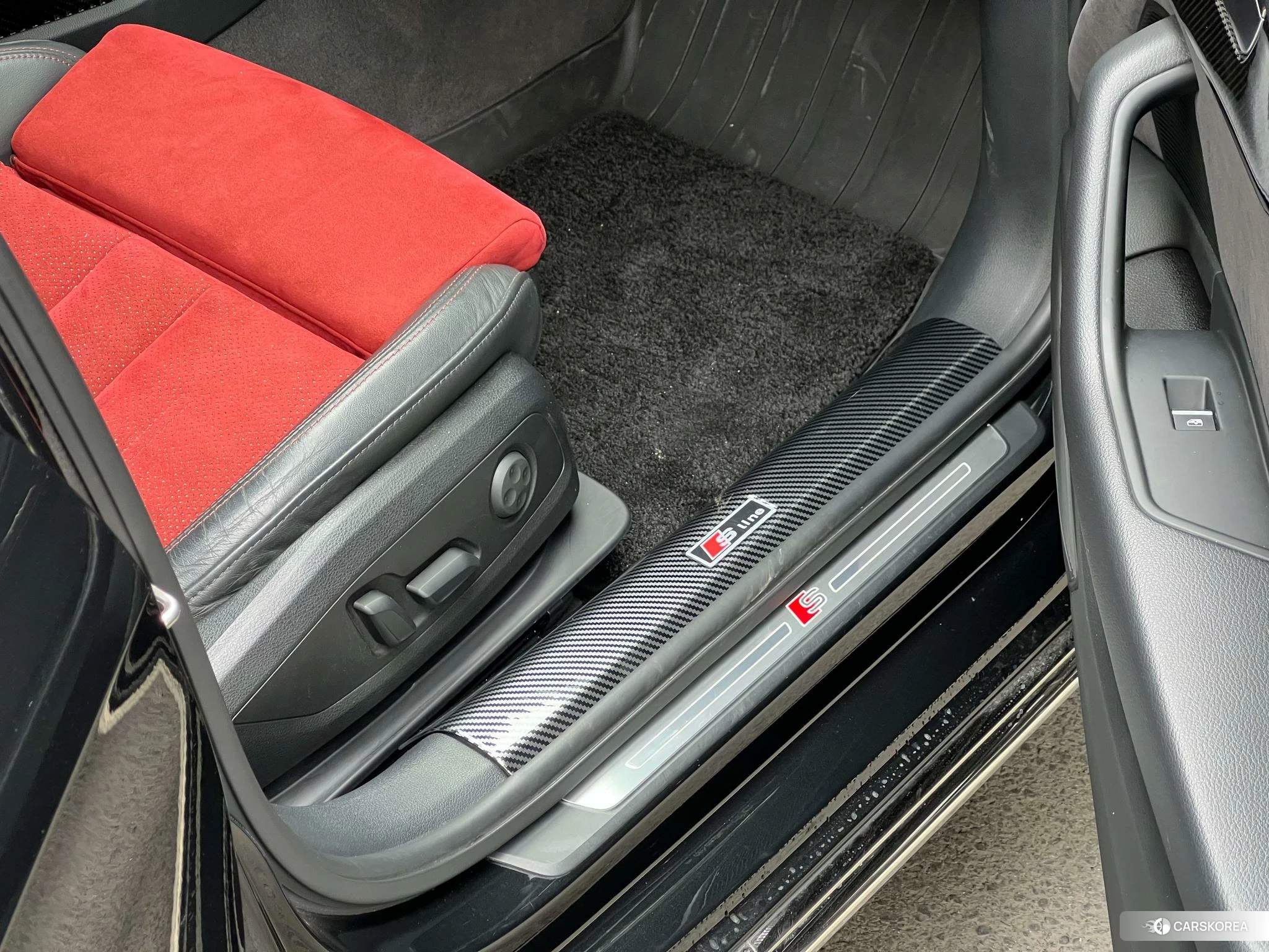 Audi A4L id 4407510 из Китая 17