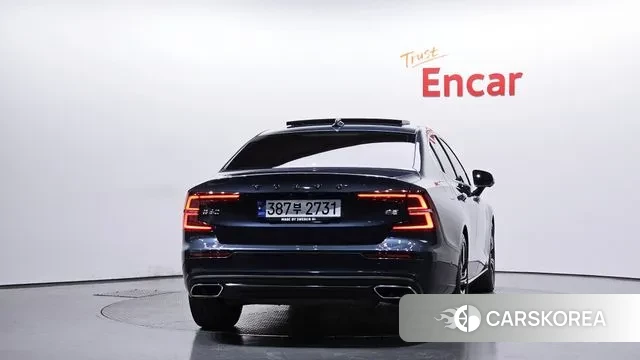 Volvo S60 3rd generation id 3676103 из Кореи 14