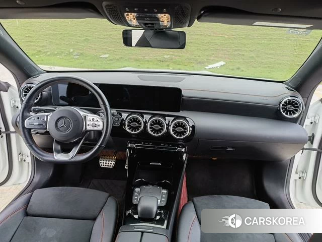Mercedes-Benz CLA (import) 2021 Белый из Китая, фото 4