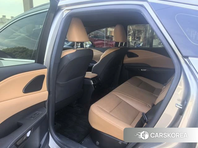 Lexus RX PHEV id 4240276 из Китая 11