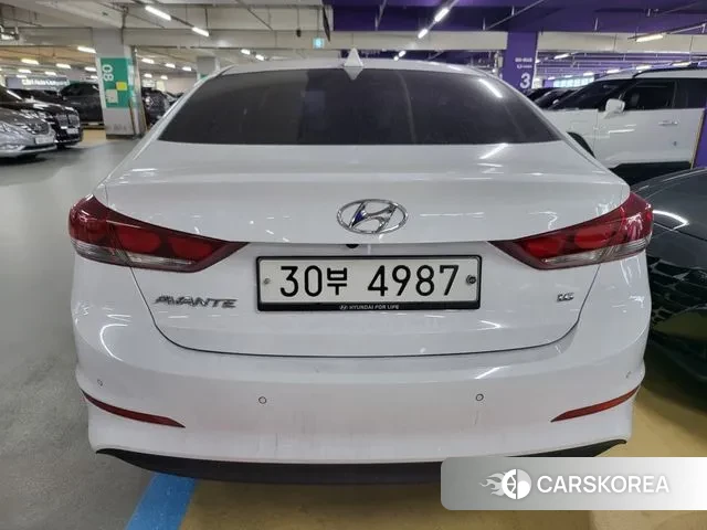 Hyundai Avante AD id 3363081 из Кореи 11