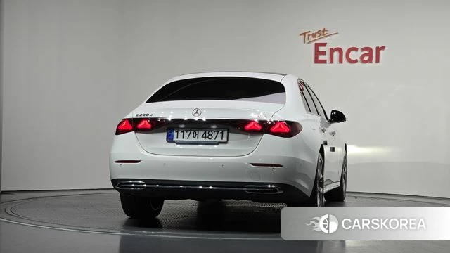 Mercedes-Benz E-Class W214 id 4493772 из Кореи 14