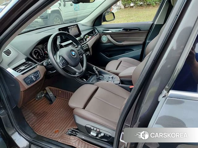 BMW X1 2021 Темно-серый из Китая, фото 4