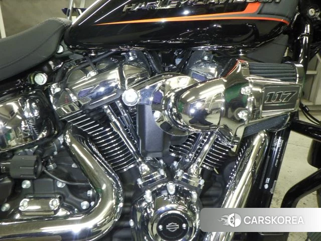 Engine photo