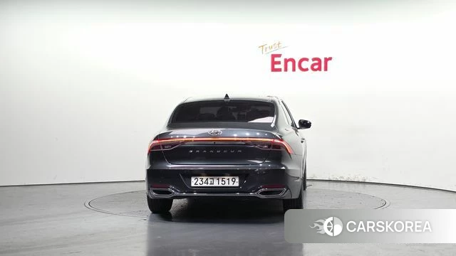 Hyundai The New Grandeur IG id 4284742 из Кореи 24