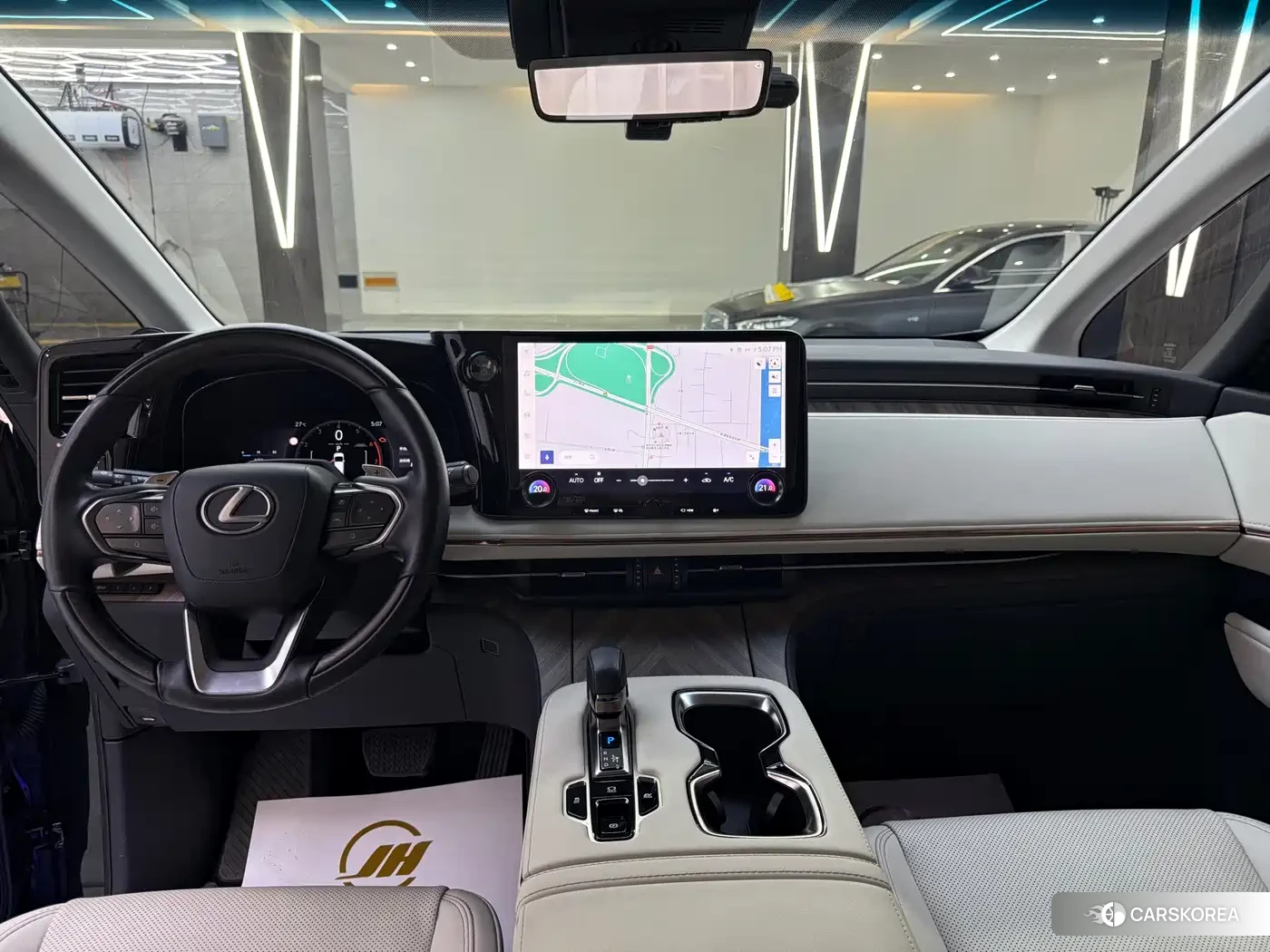 Lexus LM id 4601041 из Китая 10