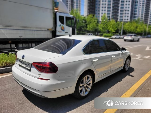 Volkswagen The New Passat id 4212052 из Кореи 14
