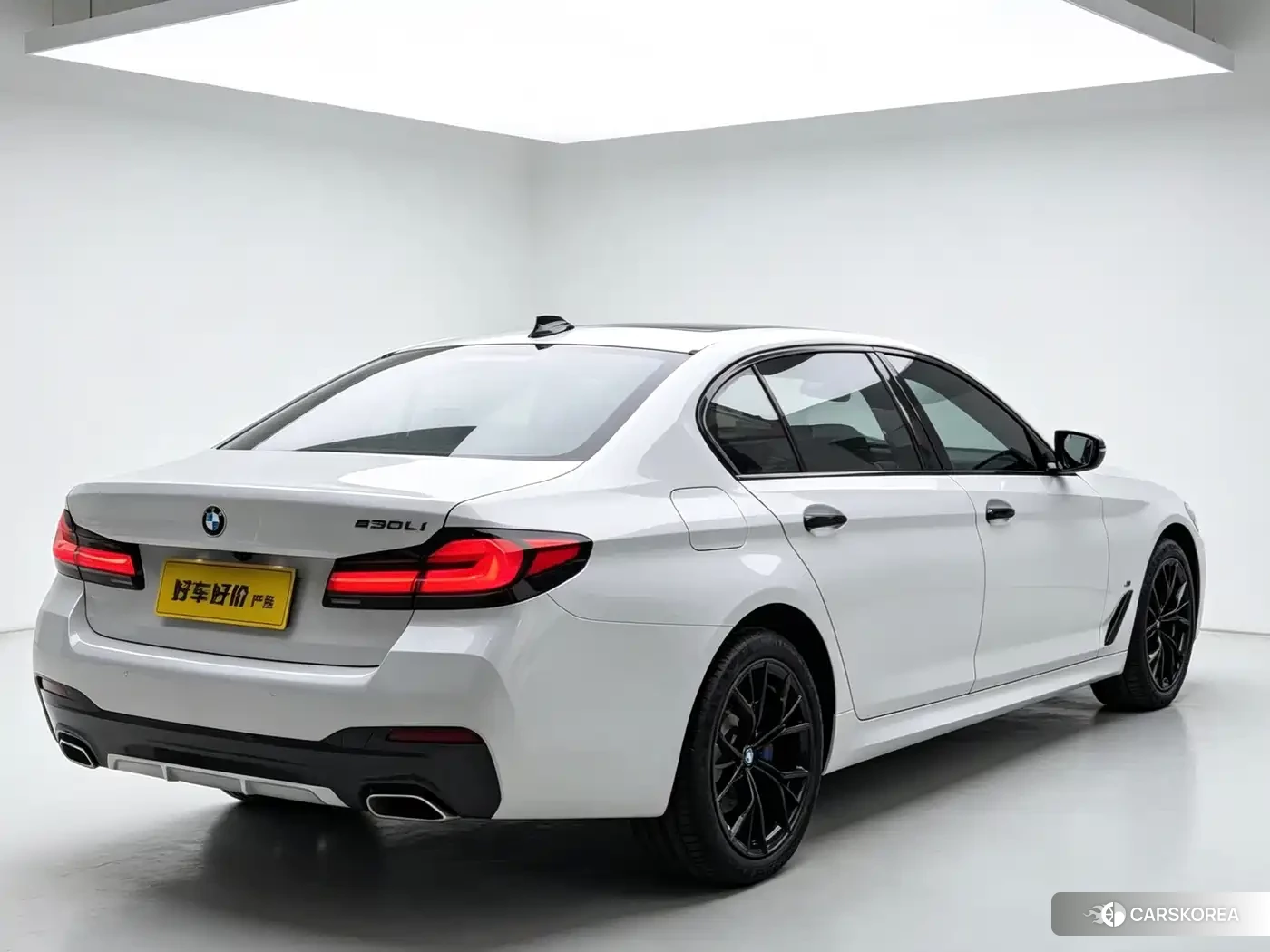 BMW 5 series 2023 Белый из Китая, фото 4