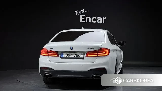 BMW 5 Series (G30) id 2971557 из Кореи 14