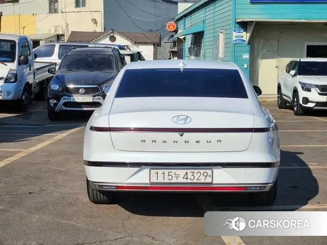 Hyundai Grandeur (GN7) id 3701348 из Кореи 14