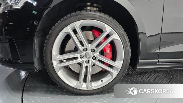 Audi S8 (D5) id 4535700 из Кореи 34