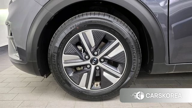 Kia The New Niro id 3924306 из Кореи 14