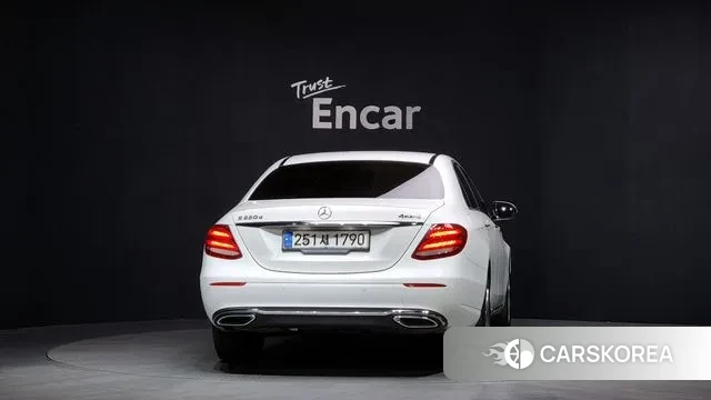 Mercedes-Benz E-Class W213 id 3627204 из Кореи 14