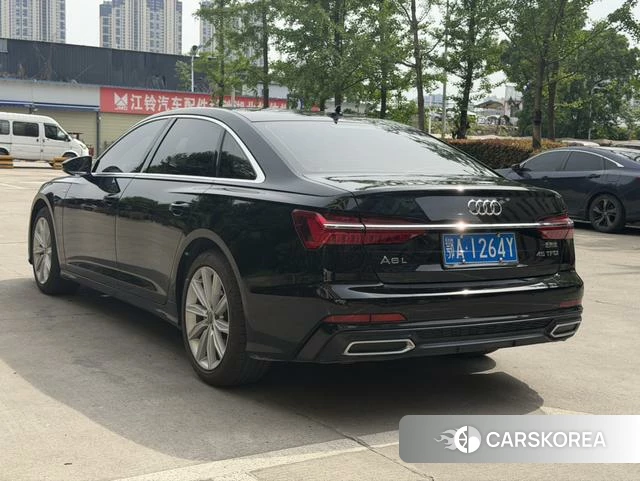 Audi A6L id 4300037 из Китая 9