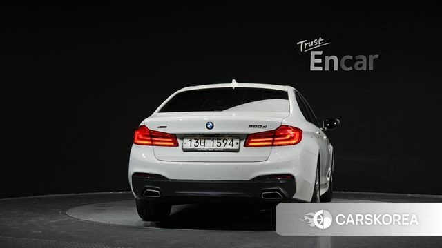 BMW 5 Series (G30) id 4626321 из Кореи 26
