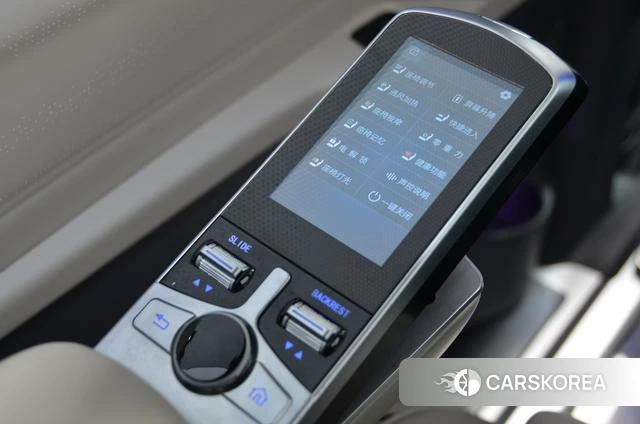 Toyota Saina id 4276040 из Китая 19