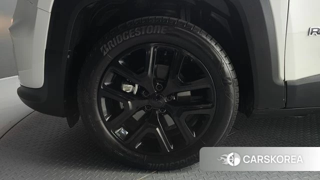 Jeep Renegade id 4517557 из Кореи 25