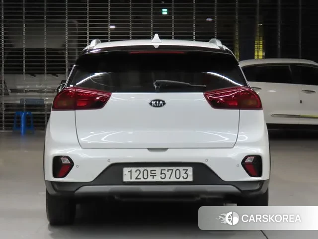 Kia The New Niro id 3098176 из Кореи 14