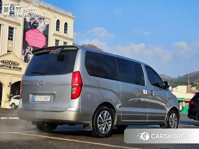 Hyundai The New Grand Starex id 3525595 из Кореи 12