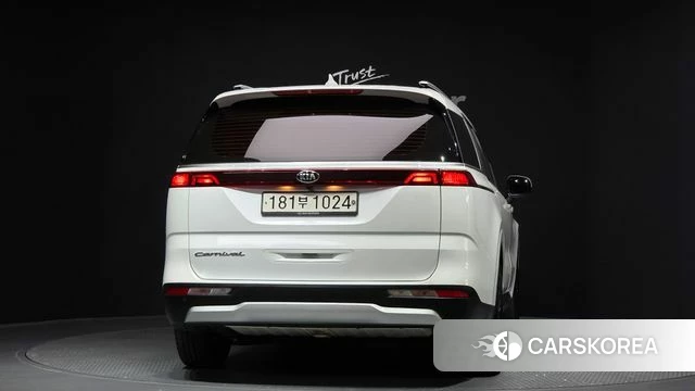 Kia Carnival 4th generation id 4245326 из Кореи 24