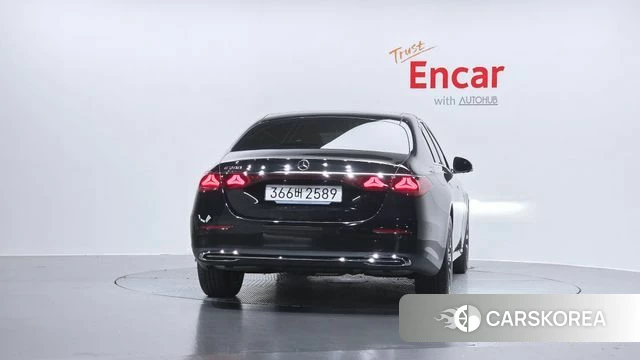 Mercedes-Benz E-Class W214 id 4307892 из Кореи 24