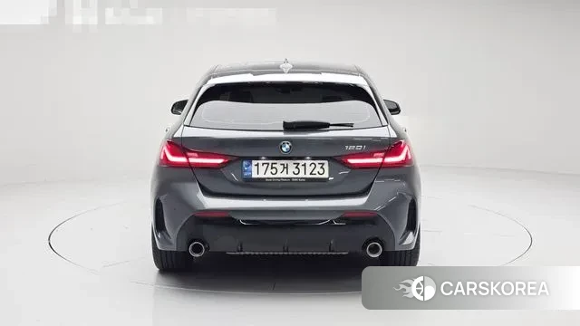 BMW 1 Series (F40) id 3499174 из Кореи 14