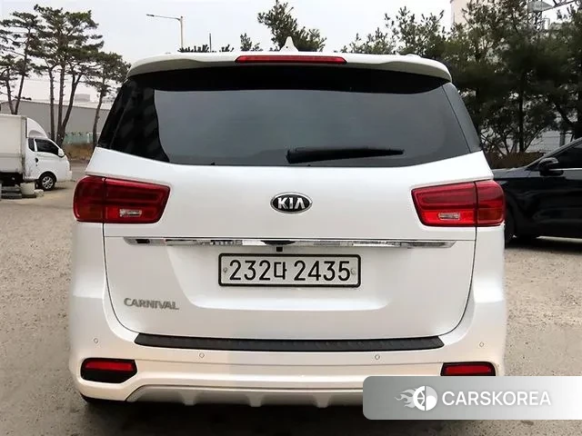 Kia The New Carnival id 3681976 из Кореи 14