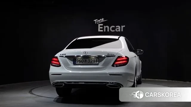 Mercedes-Benz E-Class W213 id 3568513 из Кореи 14