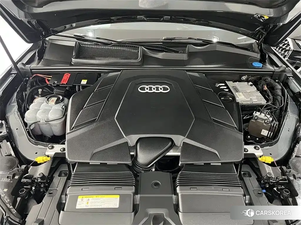 Audi Q7 id 4583631 из Китая 10