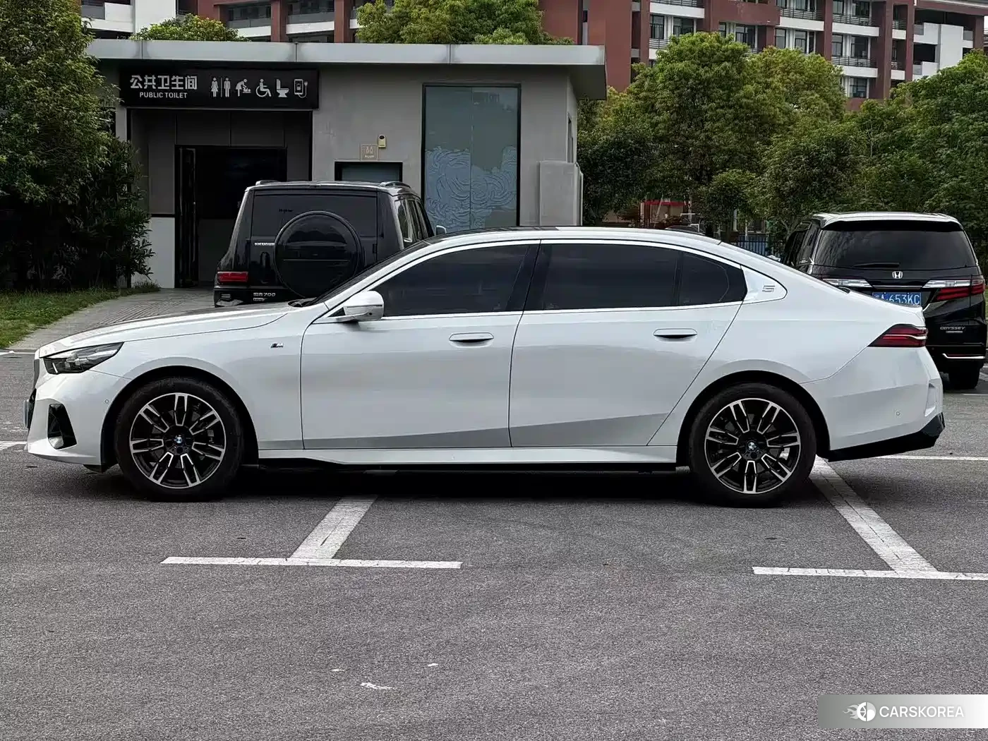 BMW 5 series id 4570688 из Китая 11