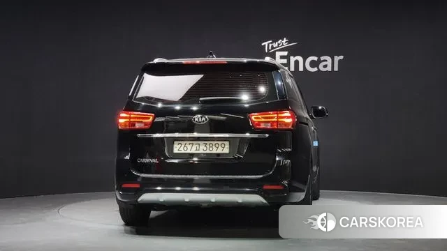 Kia The New Carnival id 3505409 из Кореи 14