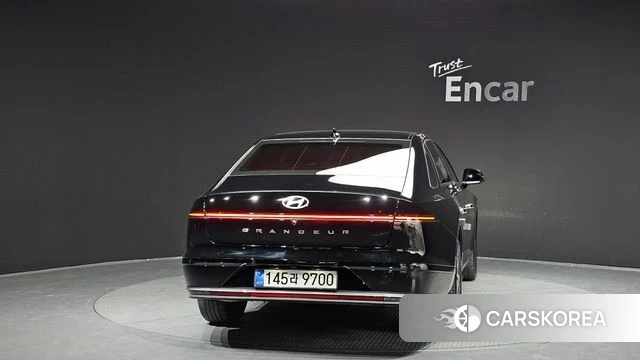 Hyundai Grandeur Hybrid (GN7) id 3810926 из Кореи 14