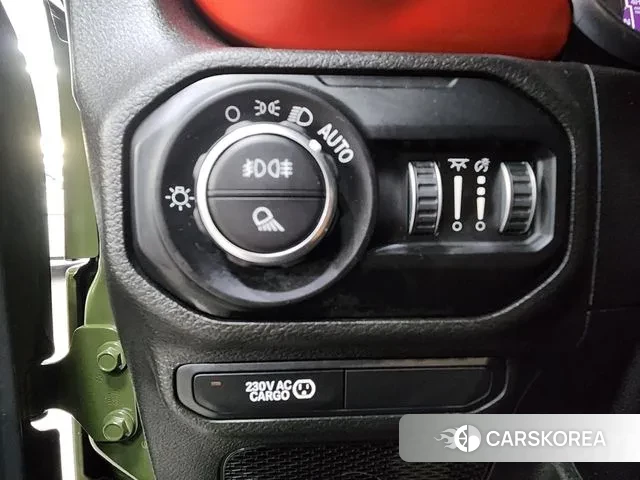 Jeep Gladiator (JT) id 3787965 из Кореи 14