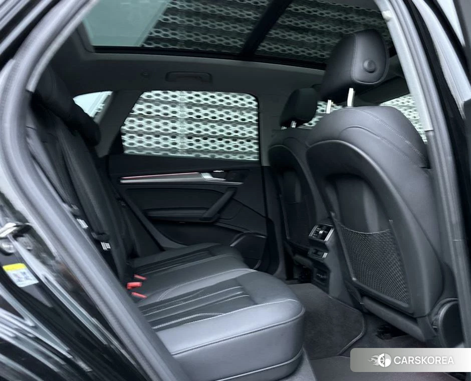 Audi Q5L id 4462018 из Китая 10
