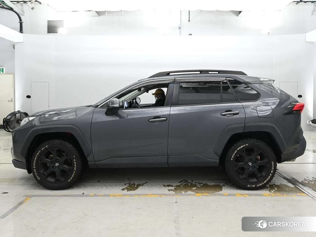 Toyota RAV4 2021 из Японии, фото 4