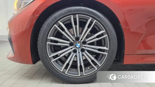 BMW 3 Series (G20) id 4693072 из Кореи 24
