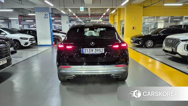 Mercedes-Benz GLA - Class H247 id 4291752 из Кореи 14